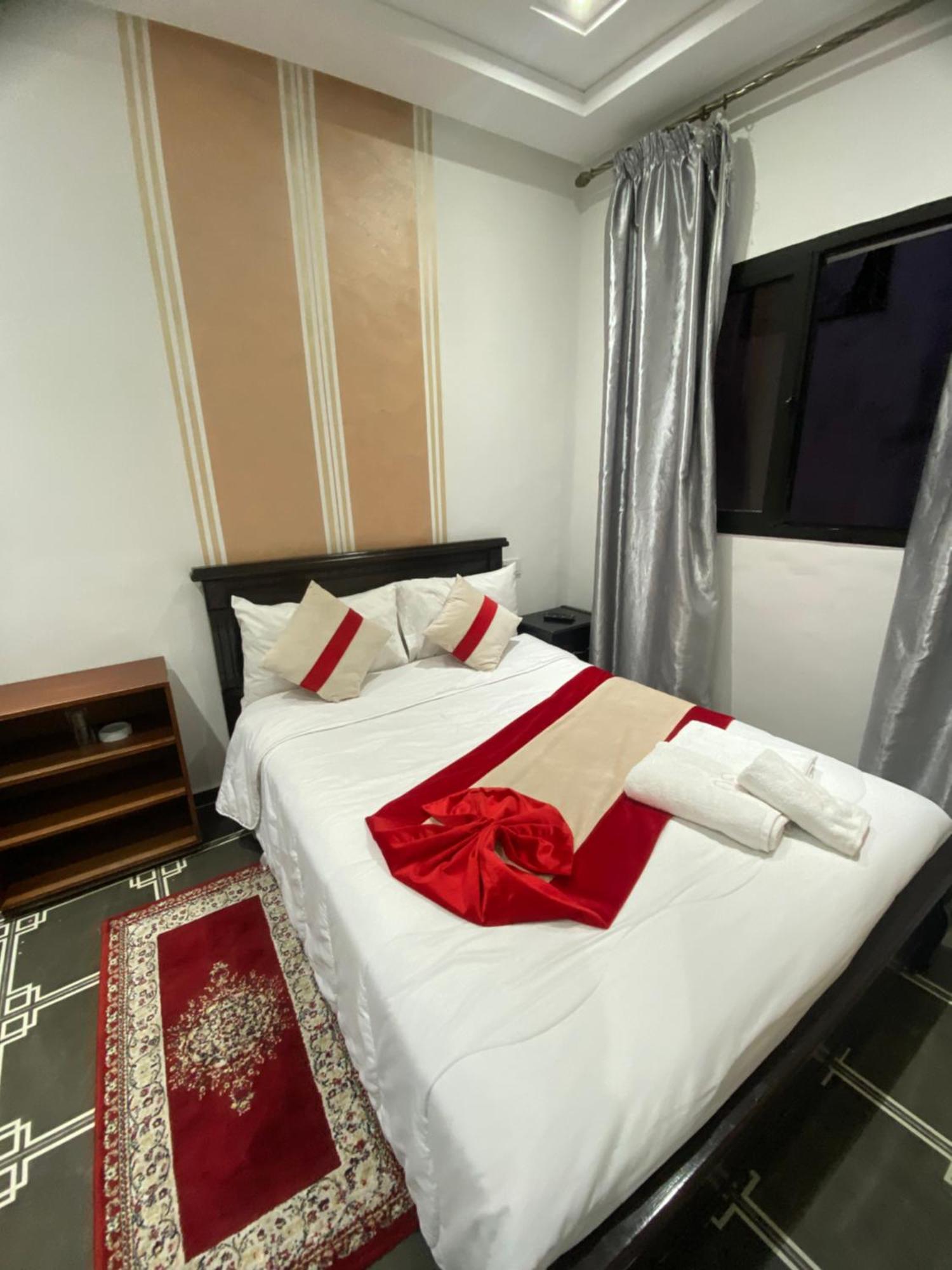 Hotel Biarritz Ταγγέρη Εξωτερικό φωτογραφία